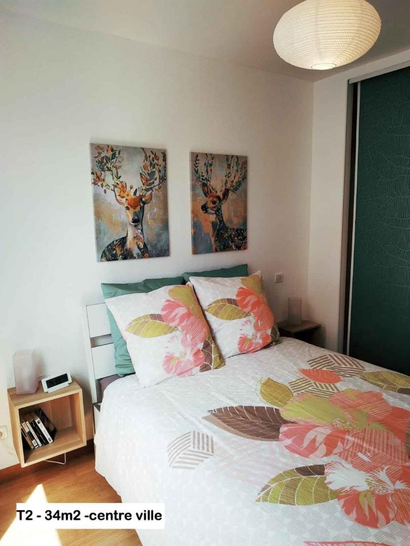 Apartment 2 Min Walk From Train Station And Center Of